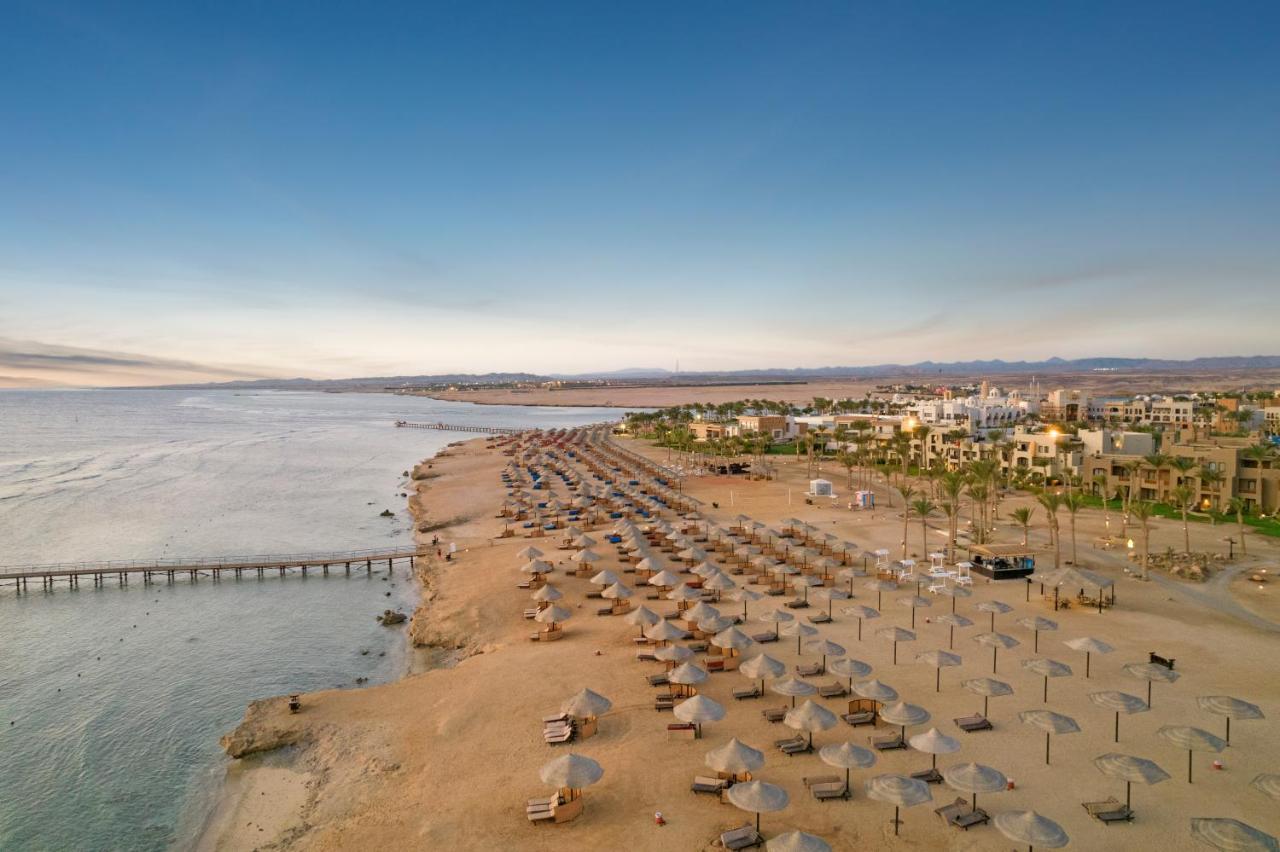 Pickalbatros Sands Port Ghalib Hotel Exterior foto